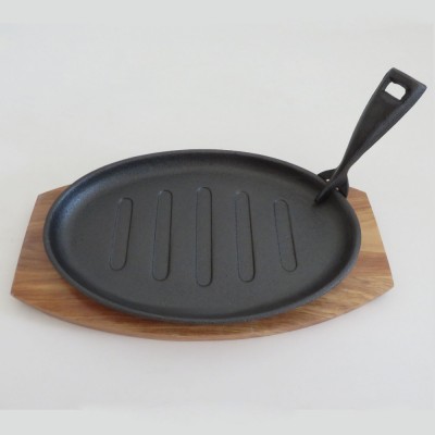 Cast Iron Sizzler Plate With Wooden Base